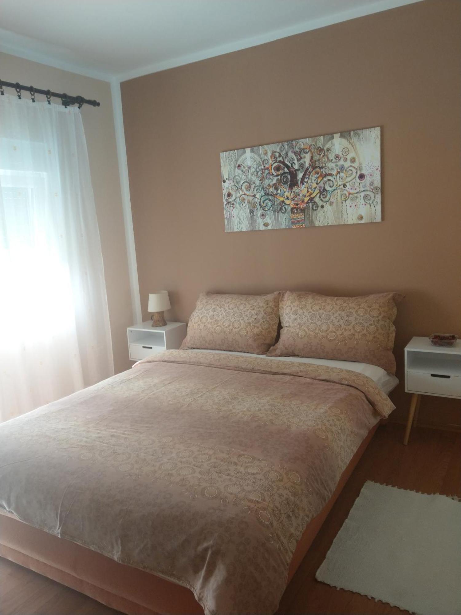Apartamento Senkini Dvori Sutomiscica Exterior foto
